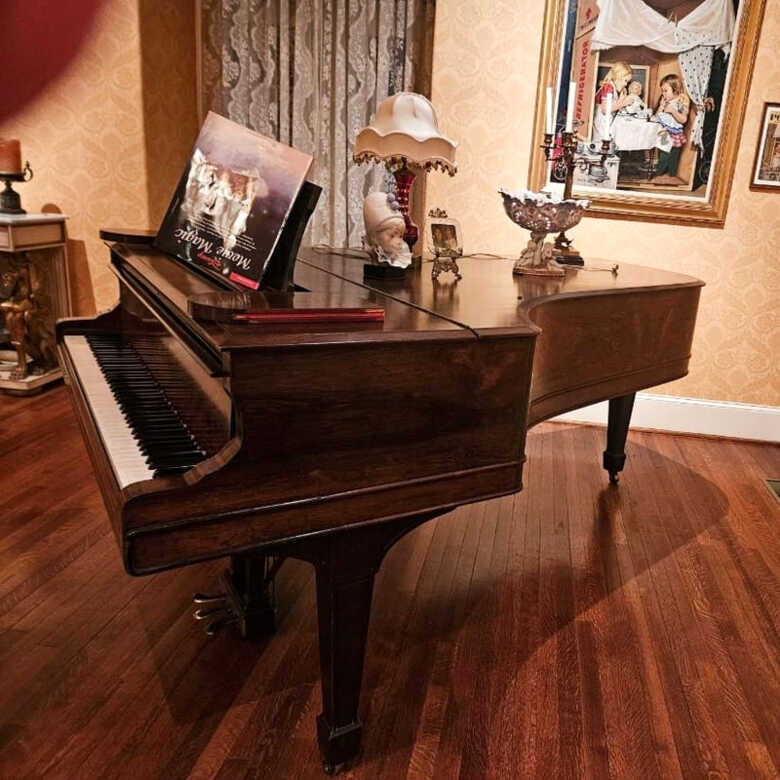 Steinway & Sons Model C Grand Piano – 7'5" Rosewood