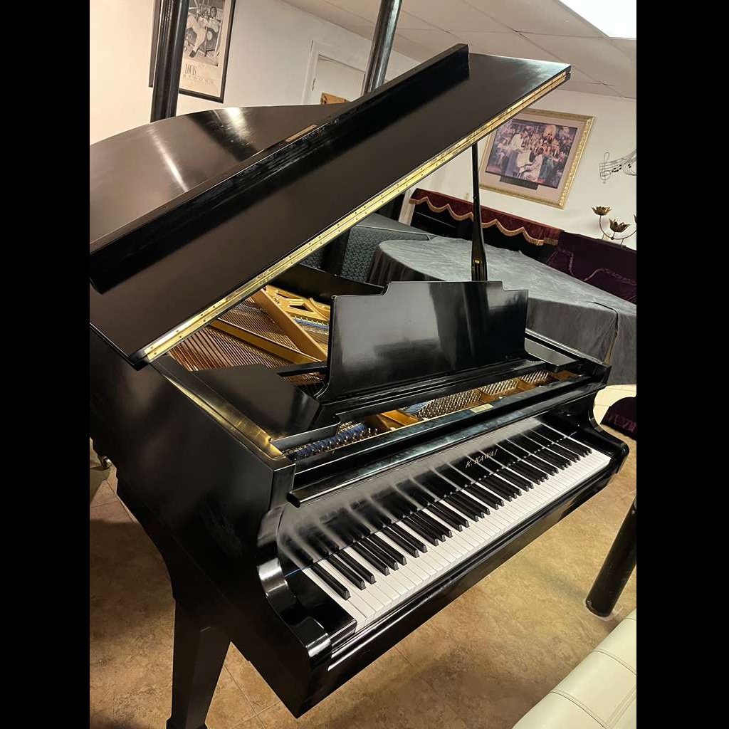 K. Kawai KG-2C Grand Piano – 5'10" – Polished Ebony