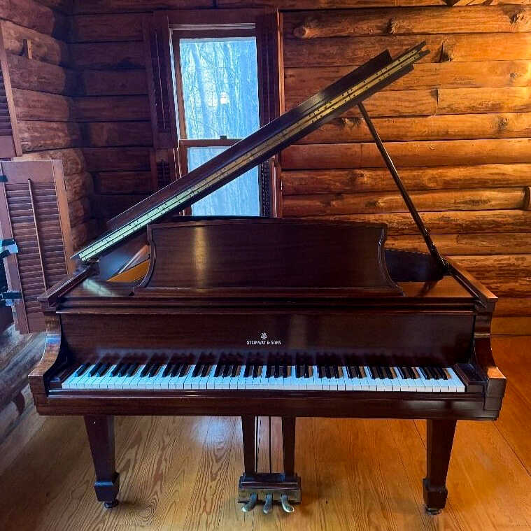 Steinway Model L Grand Piano – 5'11" – Mahogany