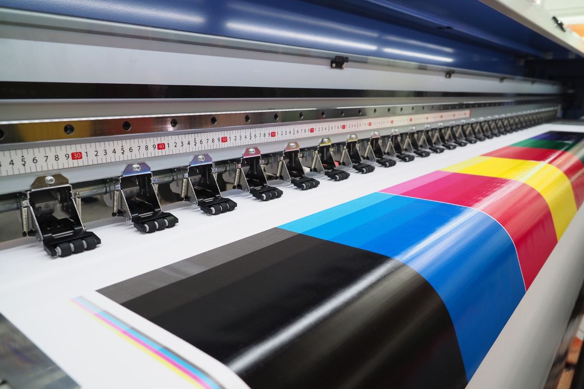 Choosing the Right Materials for Large Format Printing
