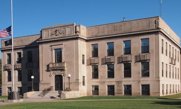 Mille_Lacs_County_Courthouse.jpg