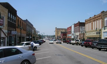 Downtownclaremore2.jpg