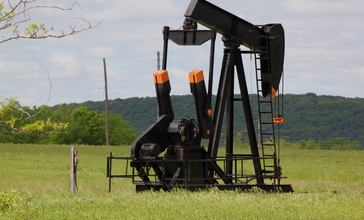 Pumpjack__Glenn_Pool_oil_field_OK.jpg