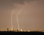 Lightning_over_Tulsa_cropped.jpg