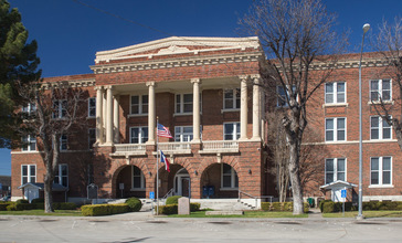 Brown_County_Courthouse__1_of_1_.jpg