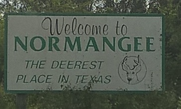 Normangee__Texas_sign.jpg