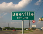 Beeville__TX__sign_IMG_0979.JPG