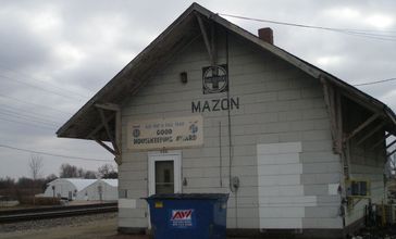 Mazon_Station_front.jpg