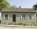 Small_House_in_Ste_Genevieve_MO.jpg