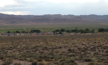 2014-07-18_18_10_25_View_of_Duckwater__Nevada_from_the_east-cropped.jpg