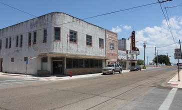 Downtown_-_Port_Lavaca__Texas.jpg