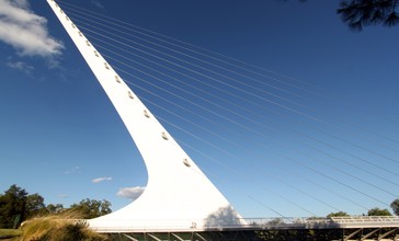 Sundial_Bridge__8843646383_.jpg