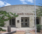 Public_library_in_Leakey__TX_IMG_4299.JPG