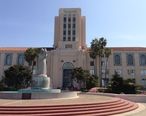 San_Diego_City_and_Administration_Building.jpg