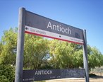 Antioch_California_Amtrak_Station_2.JPG
