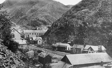 Bingham_Canyon__Utah__in_1914.jpg