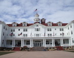 Stanley_Hotel_in_Estes_Park__Colorado.jpg
