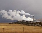 Power_plant_seen_from_U.S._Highway_30_just_west_of_Kemmerer__Wyoming.jpg