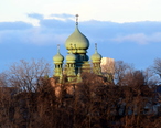 Saint_Theodosius_Russian_Orthodox_Cathedral__Cleveland__Ohio__-_exterior_photographed_from_A_Christmas_Story_House_property.jpg