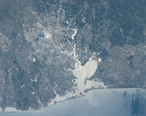 ISS-55_Houston__Texas_and_Galveston_Bay.jpg
