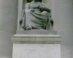 Newhavenstructure2-statue.jpg