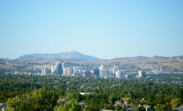 Reno_skyline.JPG