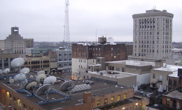 Saginaw__MI_skyline_as_seen_from_the_Bearinger_Building.jpg