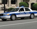 Boston_Police_cruiser_on_Beacon_Street.jpg