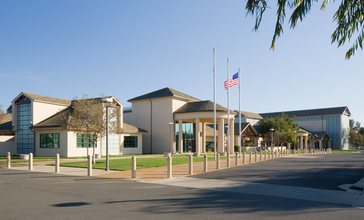 Silliman_Activity_and_Family_Aquatic_Center.jpg