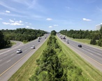 2019-07-15_11_10_50_View_south_along_Interstate_95_from_the_overpass_for_Maryland_State_Route_175__Waterloo_Road-Rouse_Parkway__in_Columbia__Howard_County__Maryland.jpg