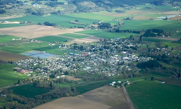 Amity__Oregon_aerial.jpg