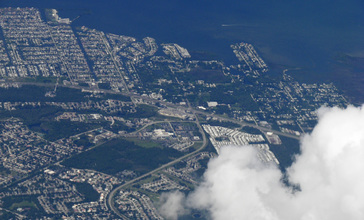 Aerial_view_of_Hudson__Florida.jpg
