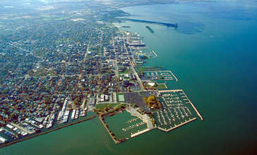 Sandusky_Ohio_aerial_view.jpg