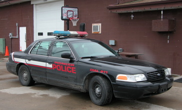 2003-11-28_Pioneer_police_cruiser.jpg