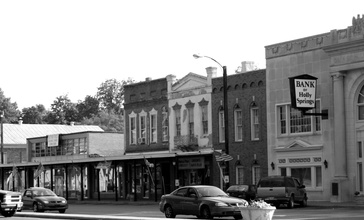 Holly_springs_mississippi_2007.jpg