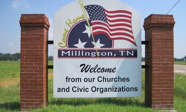 Millington_TN_02_welcome_sign_Singleton_Pkwy.jpg