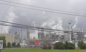 Industrial_plants__in_Hopewell__Virginia.jpg