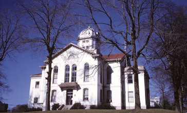 Jackson_County_Georgia_Courthouse.jpg