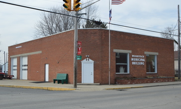 Woodstock_village_hall_and_fire_station.jpg
