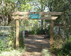 Botanical_gardens_entrance.JPG