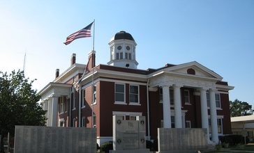 Smith_County_Mississippi_Courthouse.jpg
