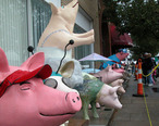 Lexington_Barbecue_Festival_-_more_pigs.jpg