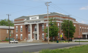 McLean_County_Courthouse_Kentucky.jpg