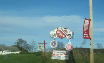 Wilton__WI_welcome_sign.JPG