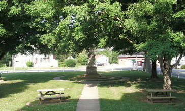 Heathsville_Historic_District_-_courthouse_green_from_porch.JPG