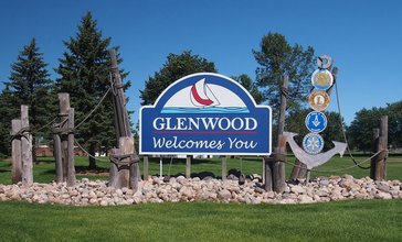 Glenwood_MN_sign.JPG