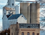 Grain_Elevator_in_Boone__Iowa.jpg