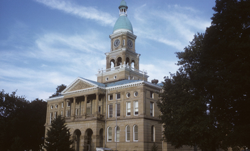 Hillsdale_County_Courthouse.jpg