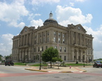Huntington_County_Courthouse_in_Huntington_from_the_northwest.jpg
