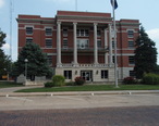 Pratt_county_kansas_courthouse_2009.jpg